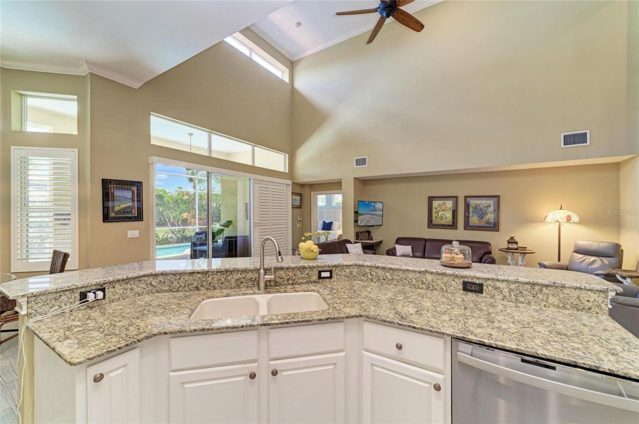 308 10th Avenue E, Palmetto, FL 34221 Photo