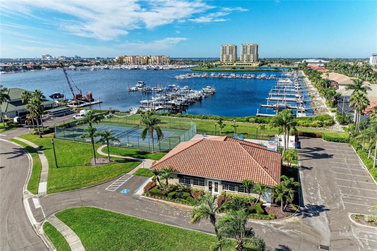 308 10th Avenue E, Palmetto, FL 34221 Photo