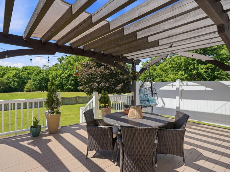 7558 Fairfield Lakes Drive, Powell, OH 43065 Photo 8
