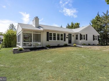 22 HAINES AVENUE, MEDFORD, NJ 08055