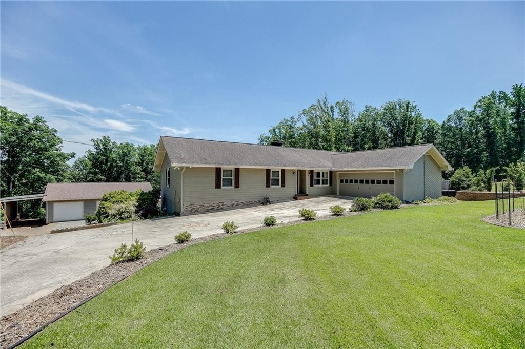 3803 Carter Road, Buford, GA 30518 Main Photo