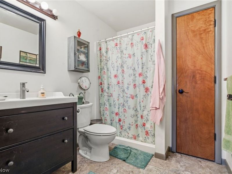 93 Longacre Lane , Chippewa Lake, OH 44215 Photo 20