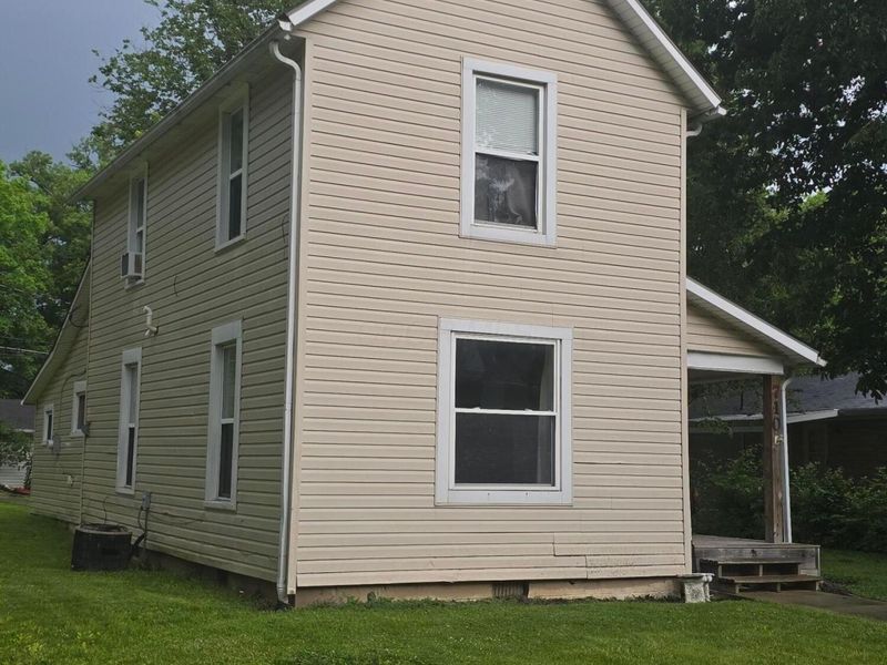 710 W 8th Street , Marysville, OH 43040 Photo 4