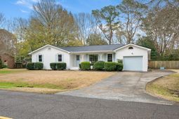 1643 Boone Hall Drive photo 4