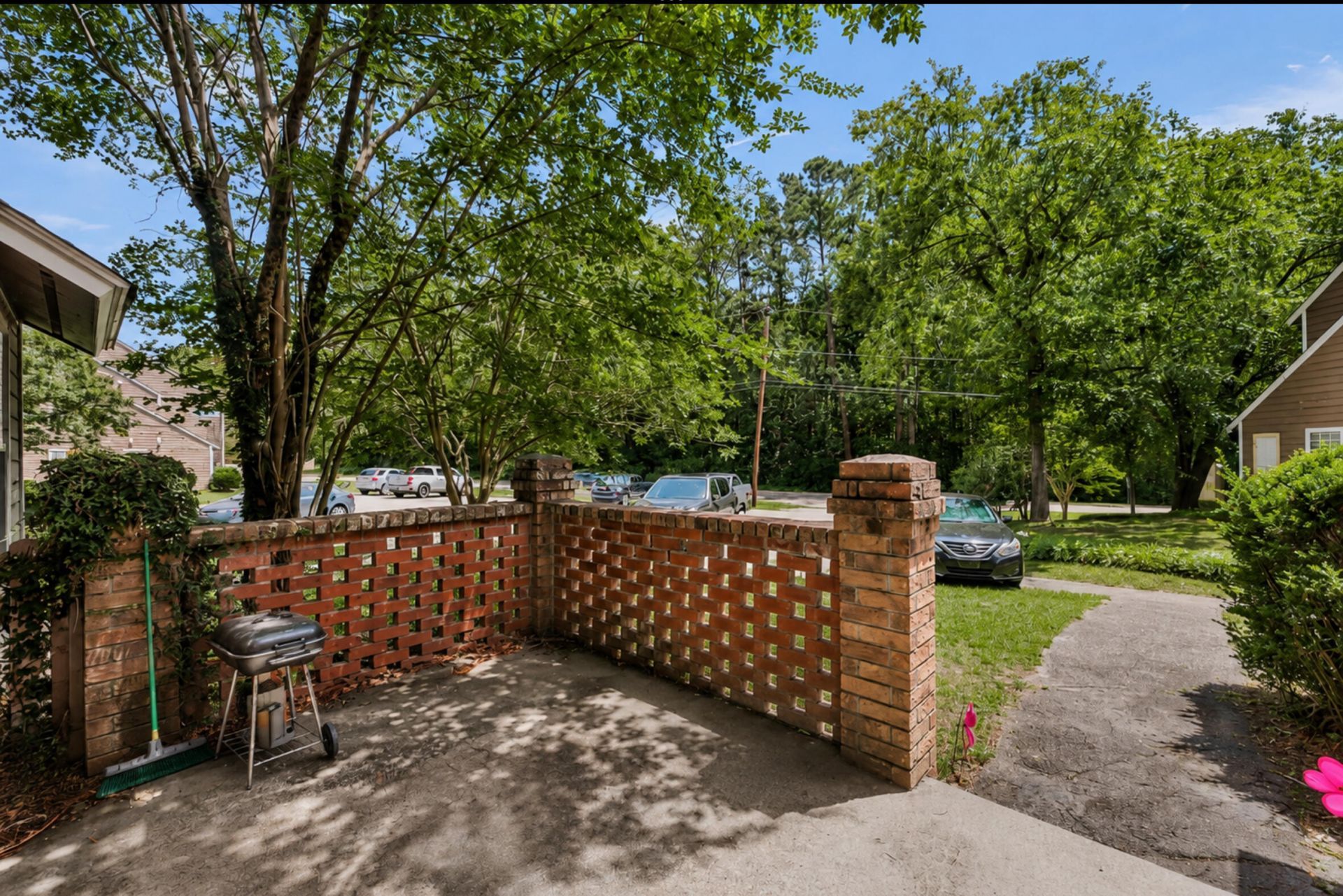 118 Luden Drive Photo 18
