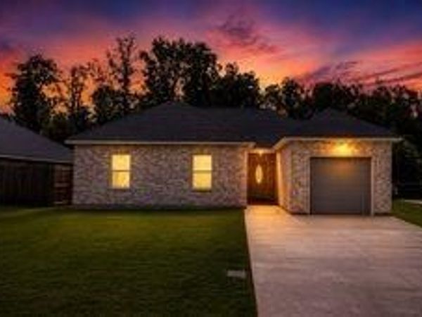 512 MAGNOLIA Avenue, LaPlace, LA 70068