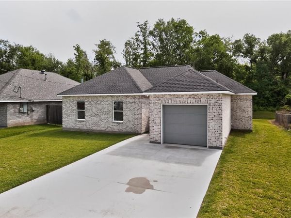 512 MAGNOLIA Avenue, LaPlace, LA 70068