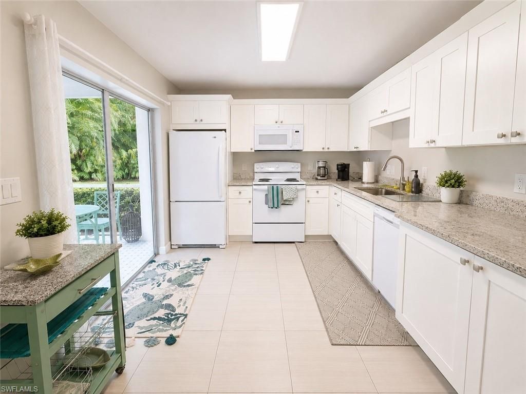 216 Bob O Link Way, Unit A, Naples, FL 34105 Photo