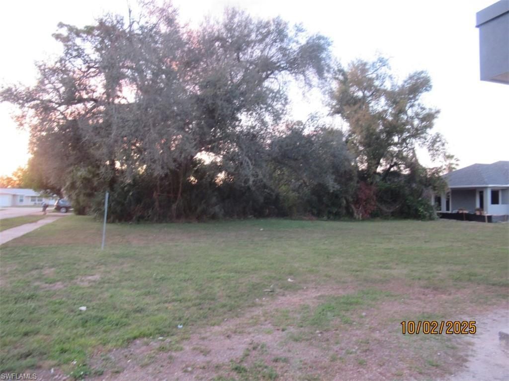 1925 Suwanee Ave , Fort Myers, FL 33901 Photo