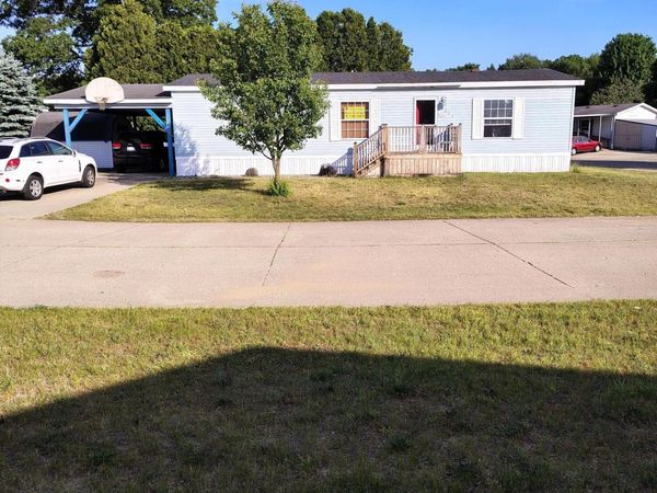 4211 Squaw Creek Trail, Muskegon, MI 49442