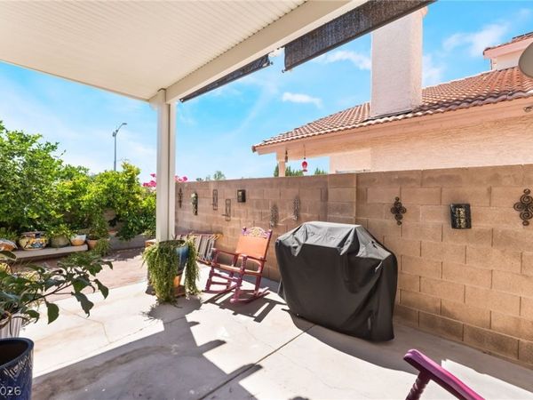 2608 Ironside Drive, Las Vegas, NV 89108