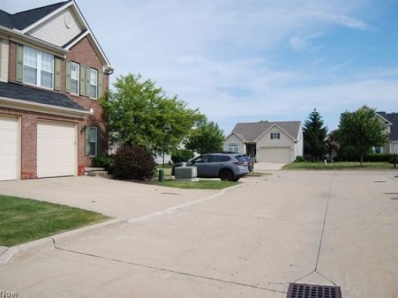 105 Limestone Court , Berea, OH 44017 Photo 29