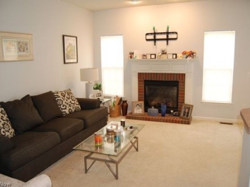 105 Limestone Court , Berea, OH 44017 Photo 6