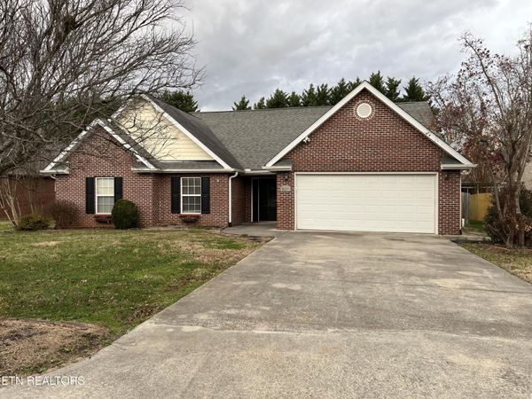 1817 Andy Lane, Maryville, TN 37803