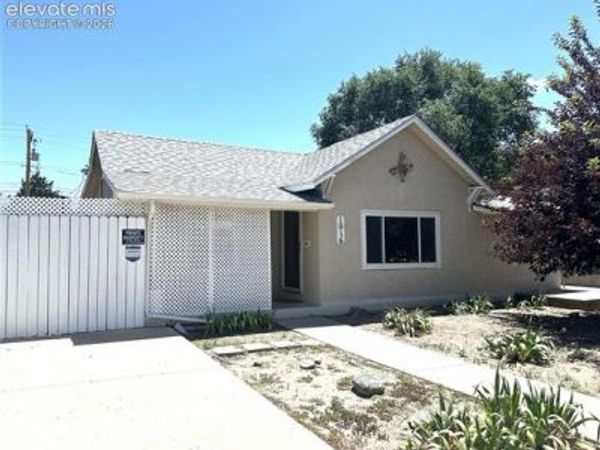 1016 Beulah Avenue, Pueblo, CO 81004