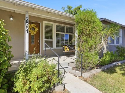 2581 Maryal Dr, Sacramento, CA 95821 Photo