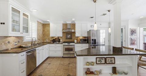 2581 Maryal Dr, Sacramento, CA 95821 Photo