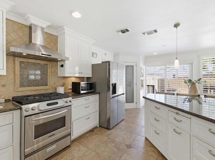 2581 Maryal Dr, Sacramento, CA 95821 Photo