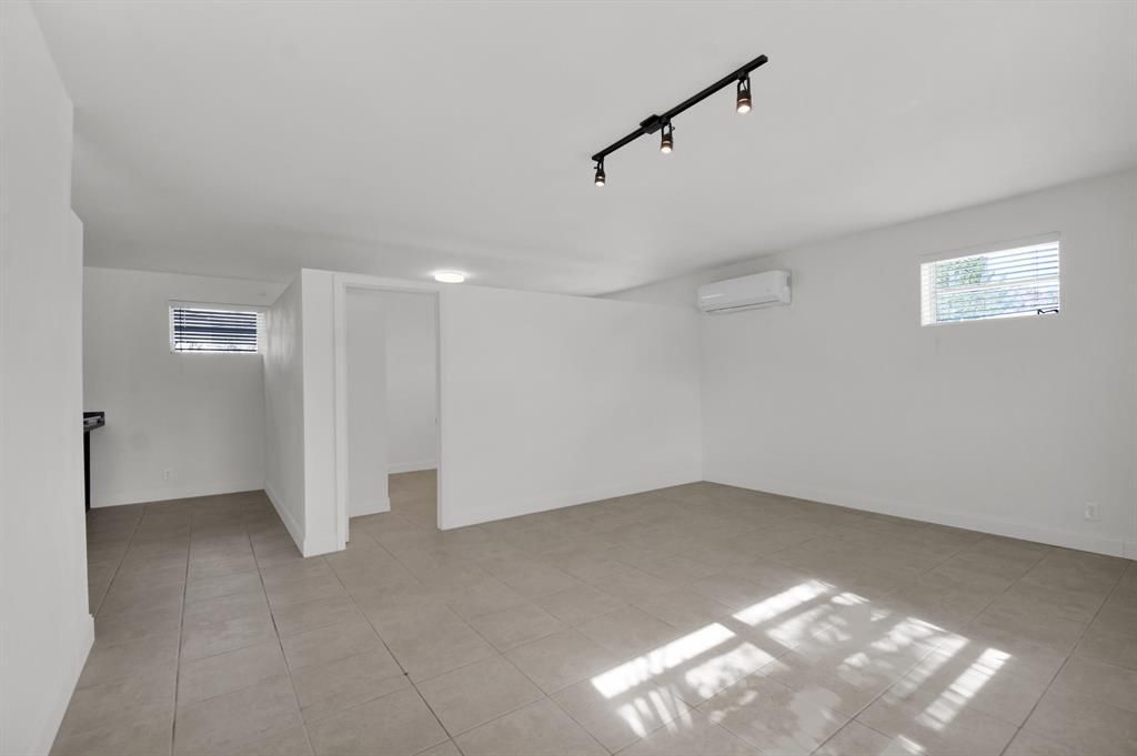 1116 S 17th Avenue S, Hollywood, FL 33020 Photo