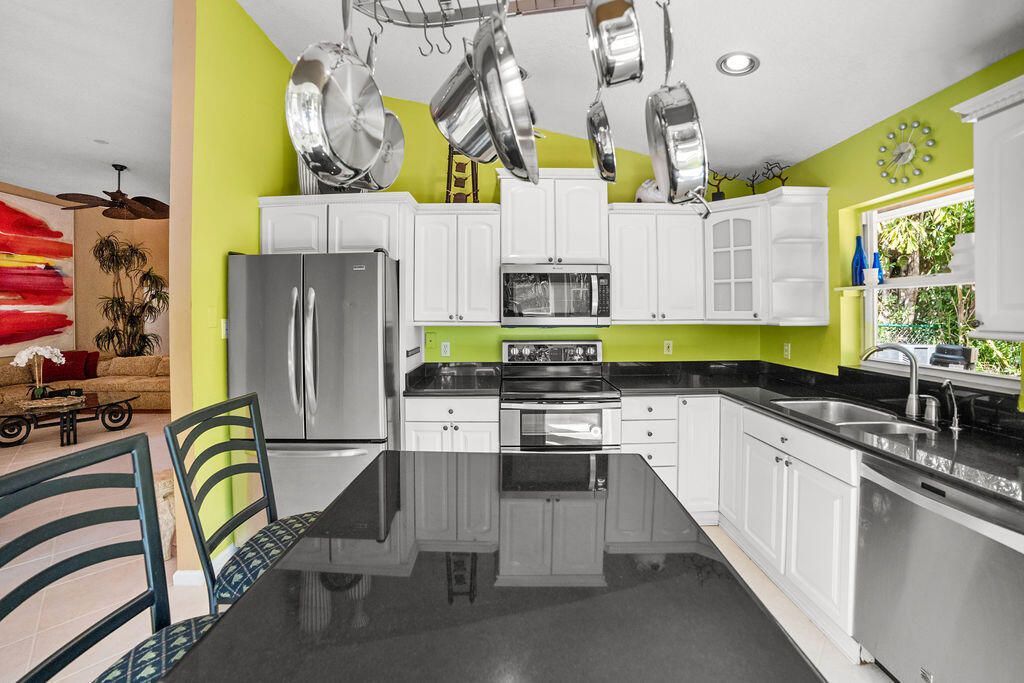 1256 Lake Breeze Drive, Wellington, FL 33414 Photo