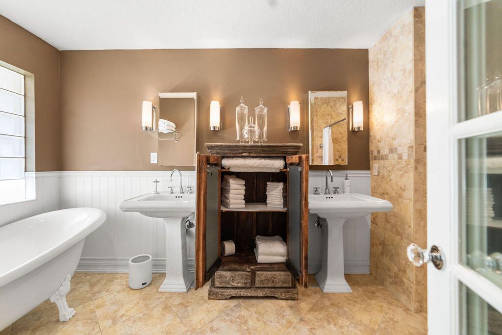1256 Lake Breeze Drive, Wellington, FL 33414 Photo