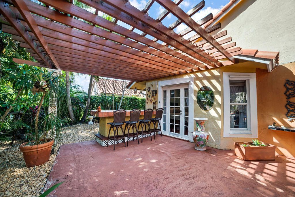 1256 Lake Breeze Drive, Wellington, FL 33414 Photo