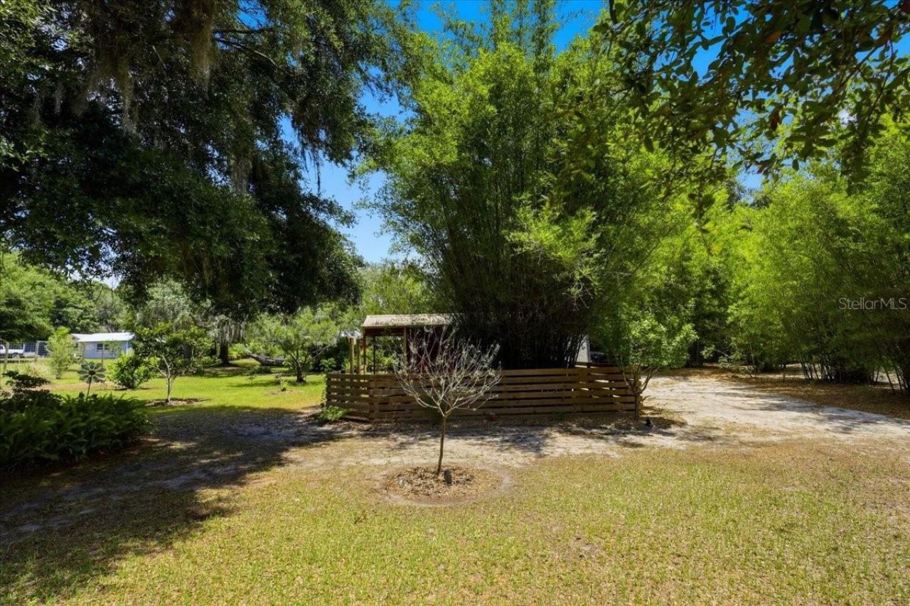 460 Lake Como Drive , Pomona Park, FL 32181 Photo