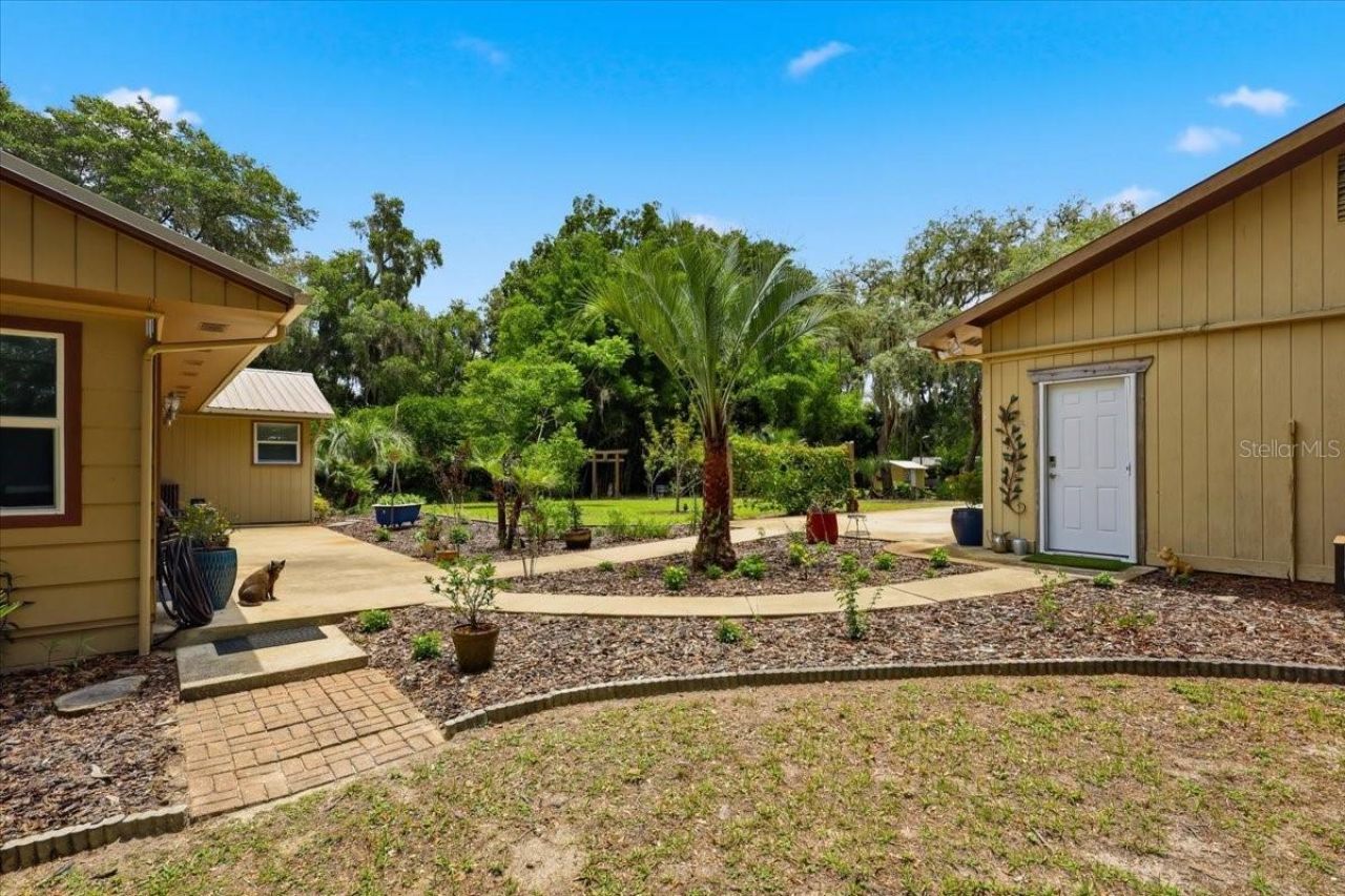 460 Lake Como Drive , Pomona Park, FL 32181 Photo