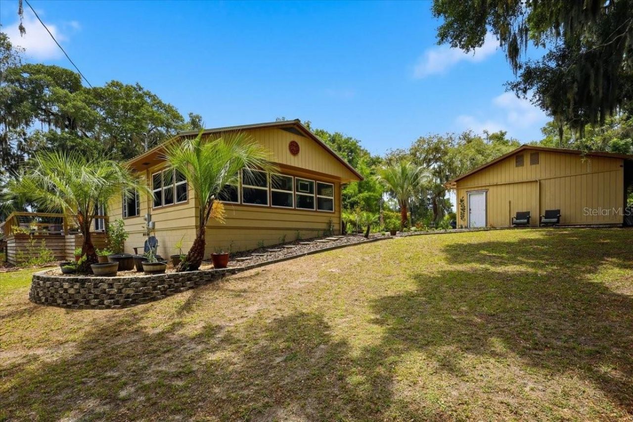 460 Lake Como Drive , Pomona Park, FL 32181 Photo