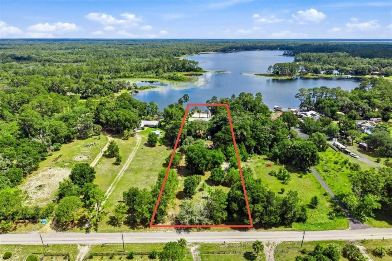 460 Lake Como Drive , Pomona Park, FL 32181 Photo