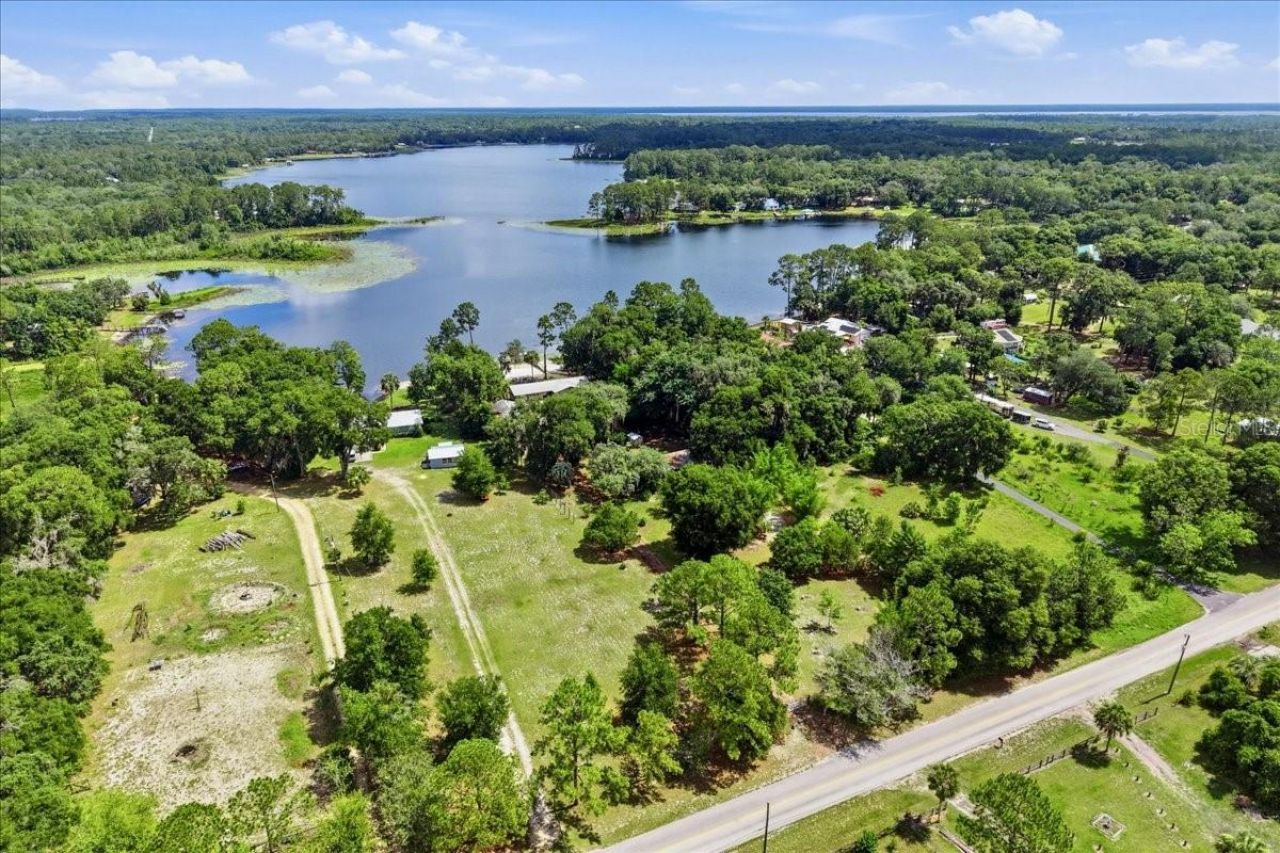 460 Lake Como Drive , Pomona Park, FL 32181 Photo