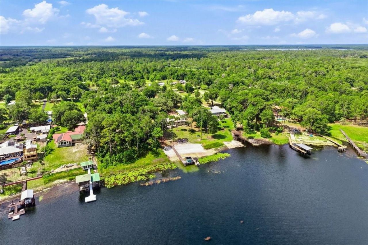 460 Lake Como Drive , Pomona Park, FL 32181 Photo