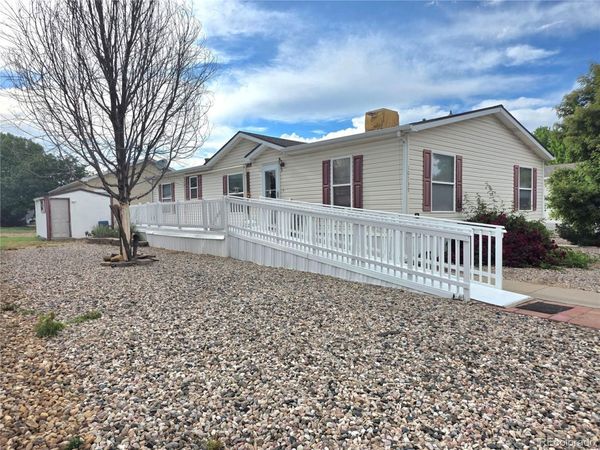 10739 Baily Street , Longmont, CO 80504