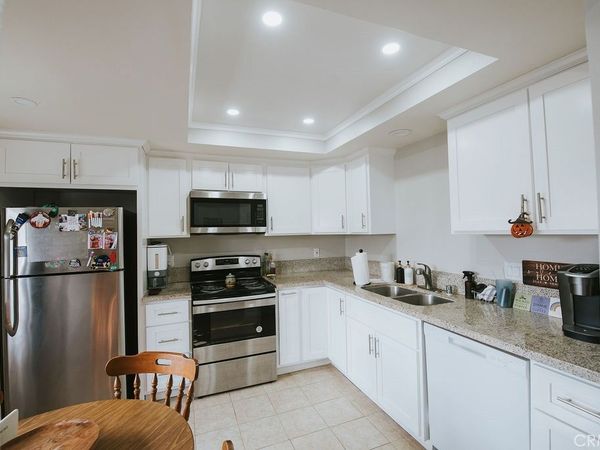 1554 Border, Corona, CA 92882
