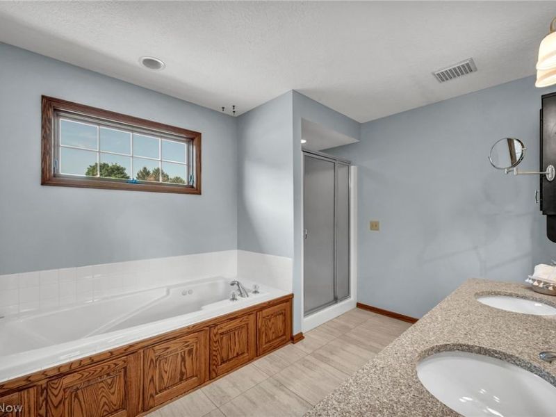 8572 Nobleman Circle NW, Massillon, OH 44646 Photo 24