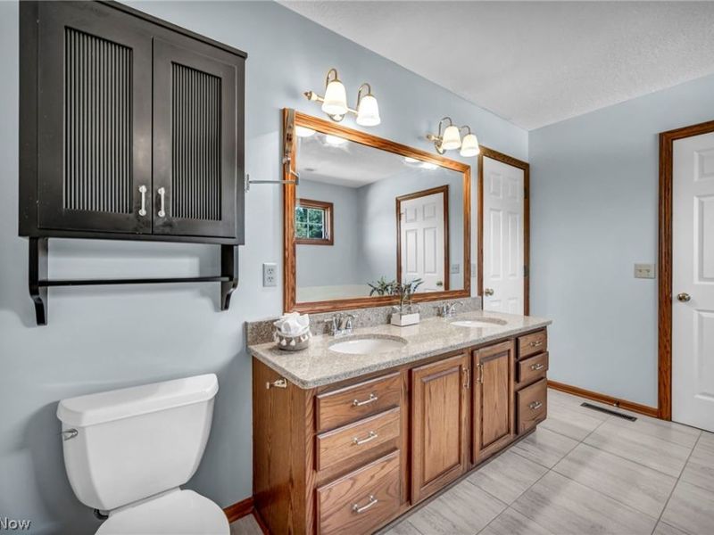 8572 Nobleman Circle NW, Massillon, OH 44646 Photo 25