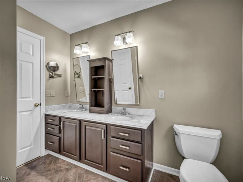 8572 Nobleman Circle NW, Massillon, OH 44646 Photo 31