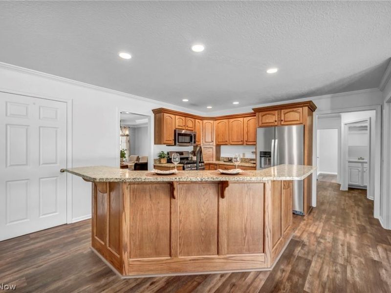 8572 Nobleman Circle NW, Massillon, OH 44646 Photo 6