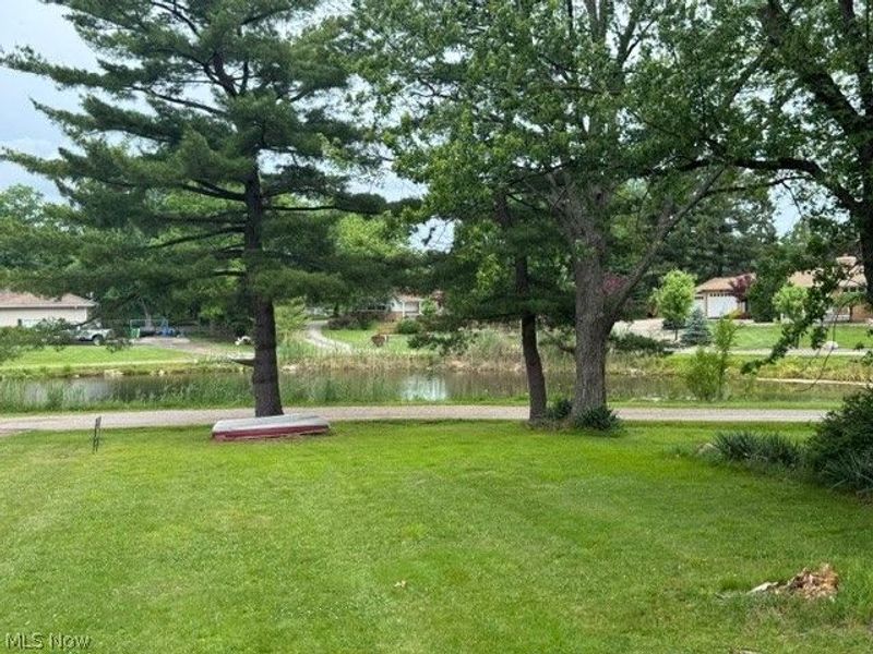 7657 E Lake Drive, Walton Hills, OH 44146 Photo 3