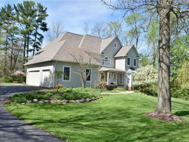 495 North Street, Chagrin Falls, OH 44022 Photo 2
