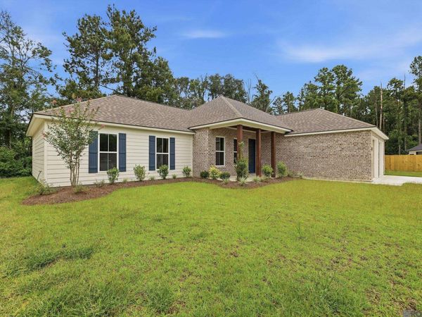 33505 Tenor Dr, Denham Springs, LA 70706