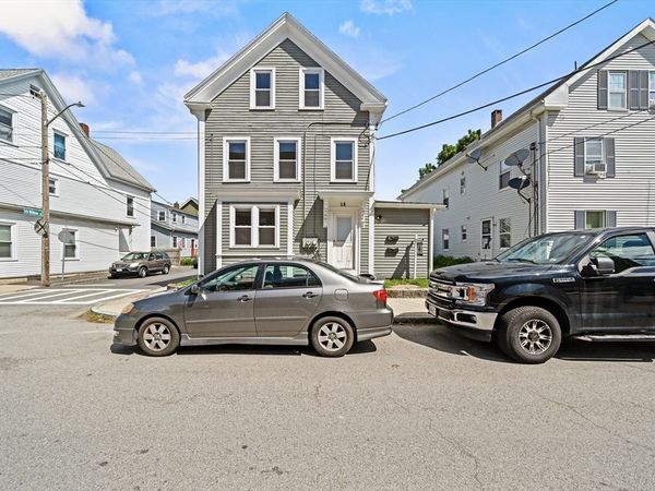 15 Shepherd St, Gloucester, MA 01930