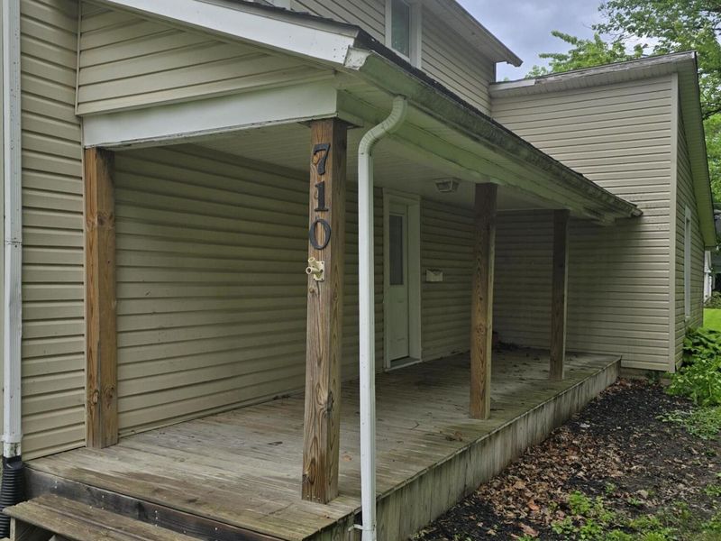 710 W 8th Street, Marysville, OH 43040 Photo 2