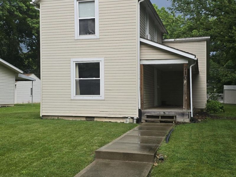 710 W 8th Street, Marysville, OH 43040 Photo 3