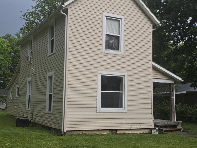 710 W 8th Street, Marysville, OH 43040 Photo 4