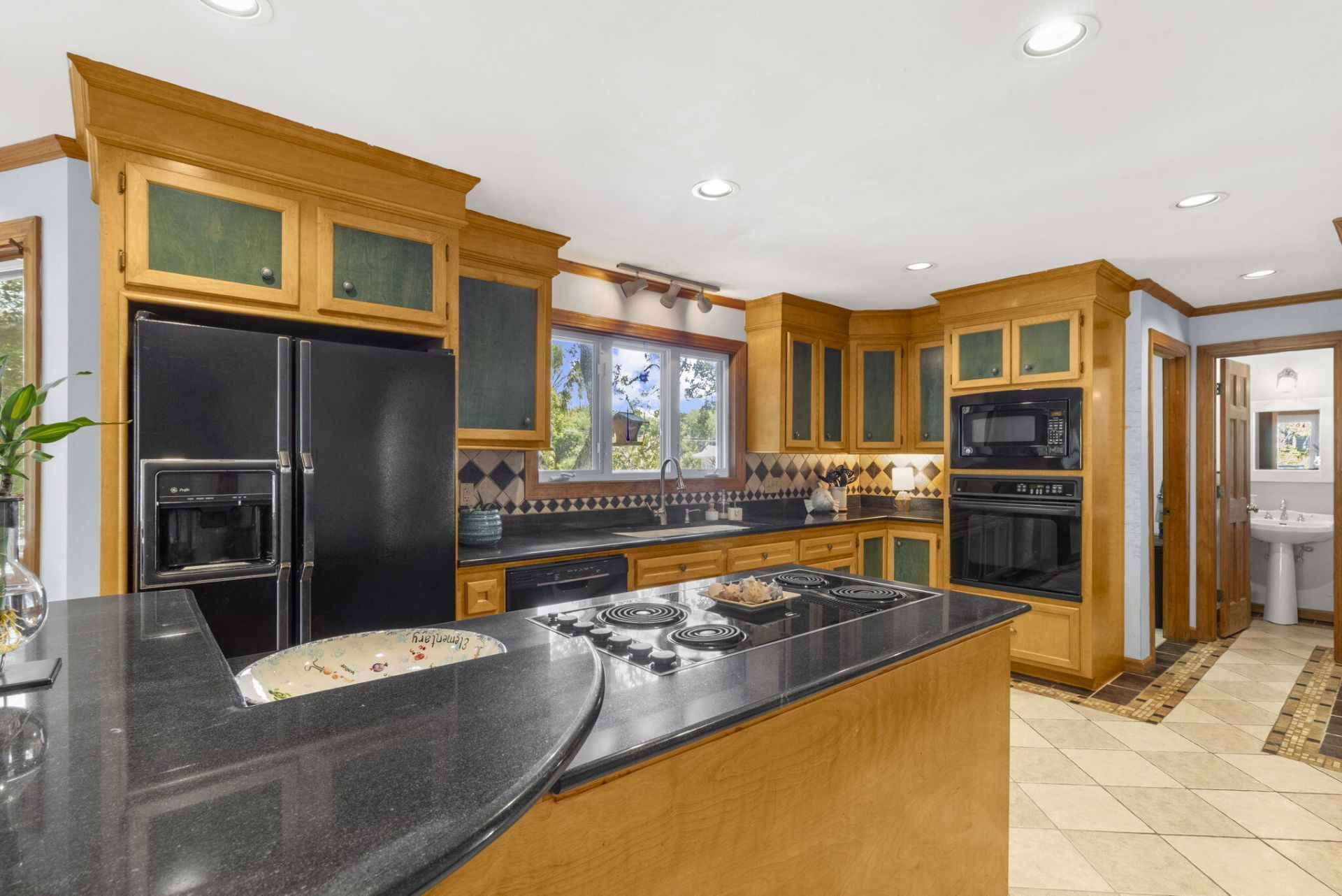 4 55th Avenue Photo 20