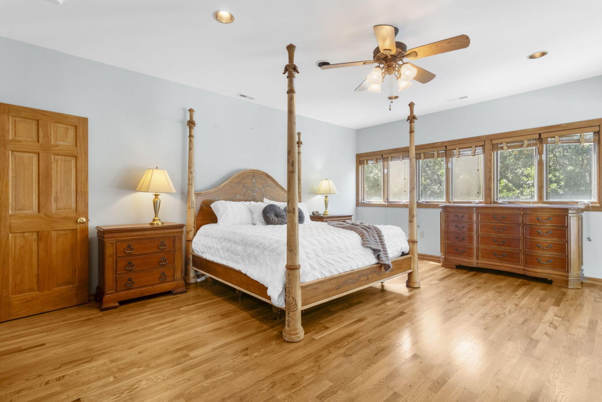 4 55th Avenue Photo 26