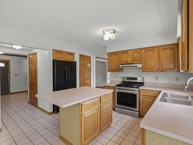 1271 River Trail Drive, Grove City, OH 43123 Photo 5