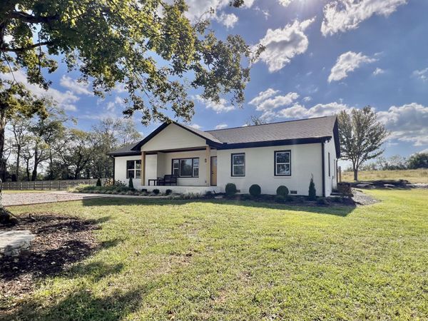2250 Elkton Pike , Pulaski, TN 38478