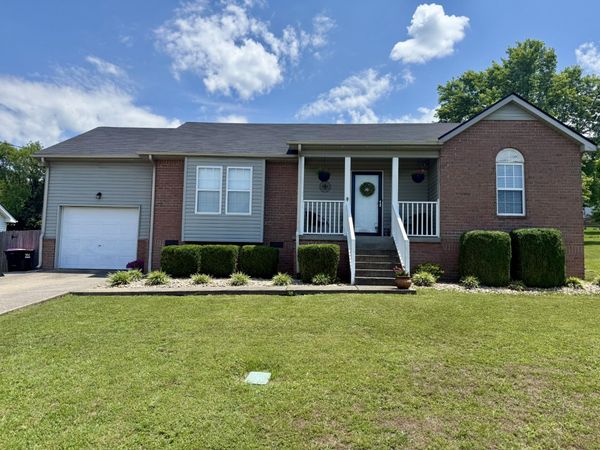 128 Jesse Brown Dr , Goodlettsville, TN 37072